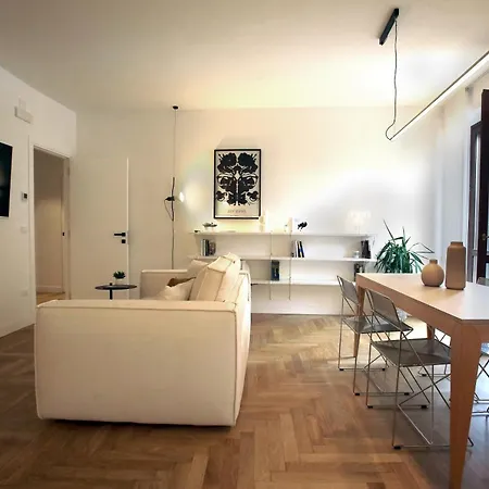 아파트 Garibaldi Living